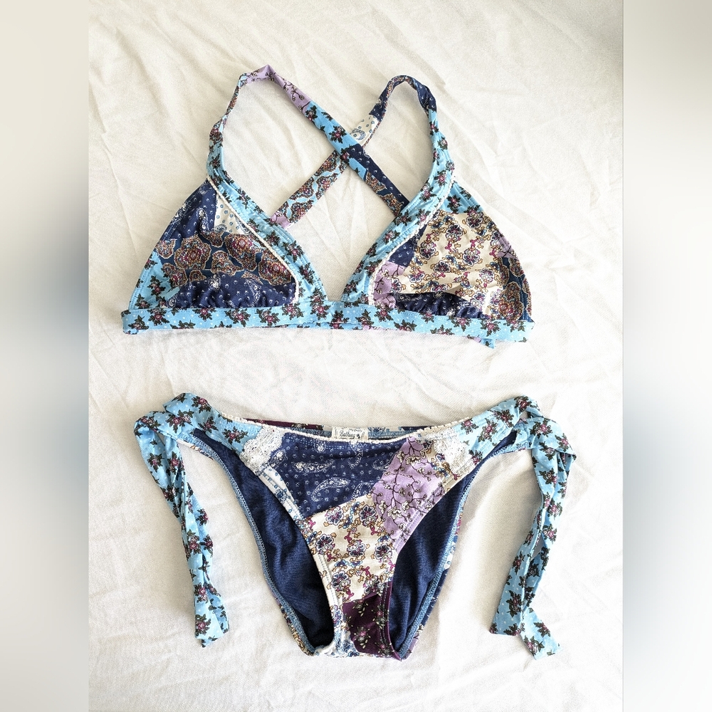 Lucky Brand Women’s Triangle Patchwork Bikini Set - image 1